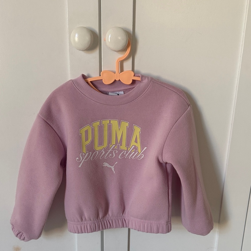 Puma Lilac Sports Club Sweatshirt and shorts set
